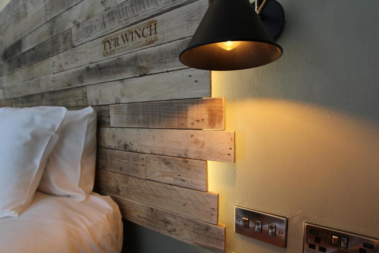 Tyr Winch Hotel Cardiff Buitenkant foto