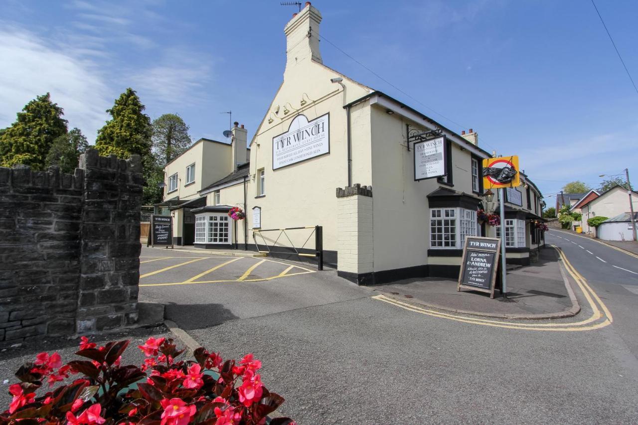 Tyr Winch Hotel Cardiff Buitenkant foto